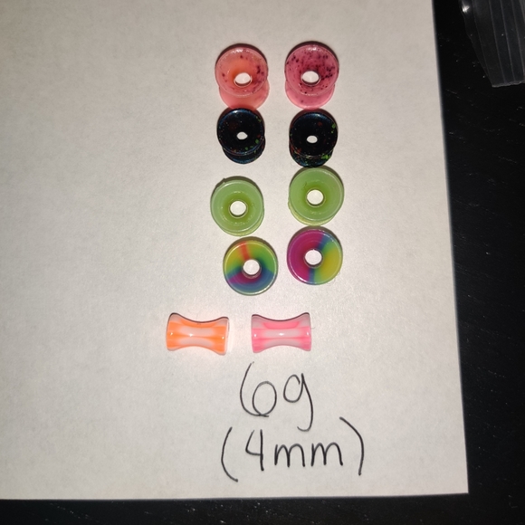 6g Plugs and Tunnels - Picture 2 of 4